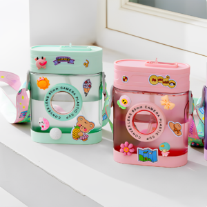 الزمزمية الترند شكل كاميرا