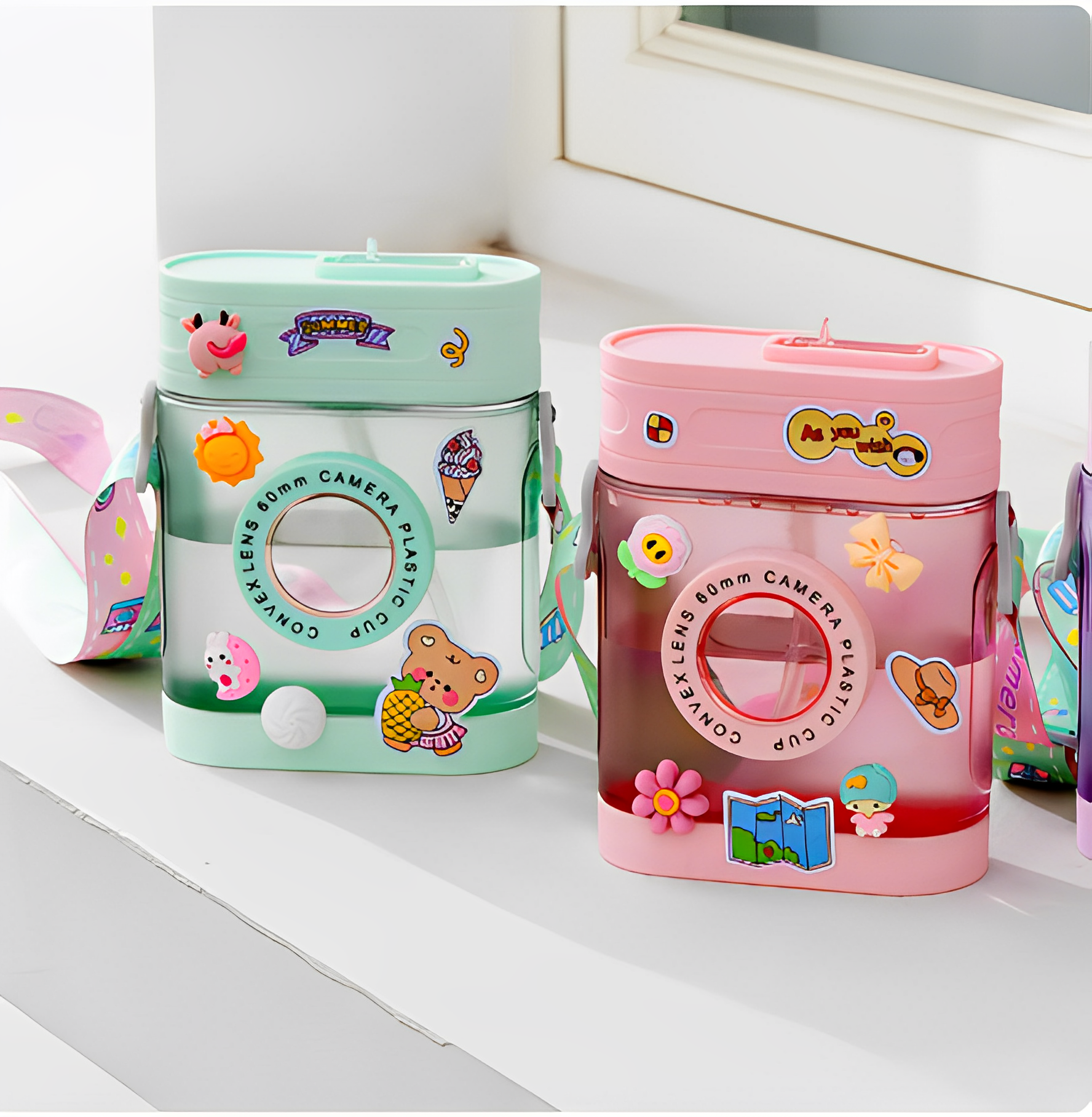 الزمزمية الترند شكل كاميرا